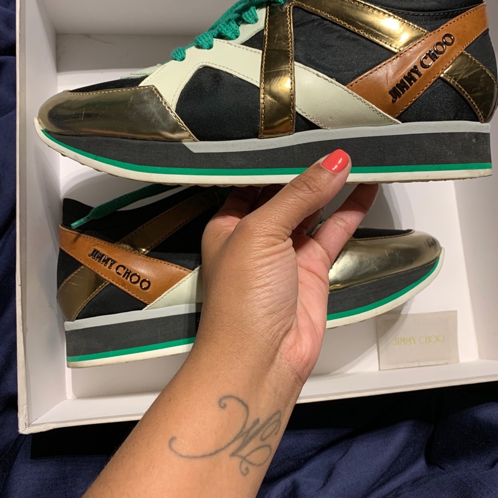 Sneakers - Picture 5 of 5